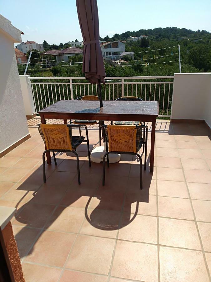 יזרה Apartments Boris מראה חיצוני תמונה